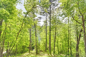 Jasper Apartment w/ Patio & Creek Access