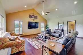 Neosho Home on 90 Acres w/ Private Pool & Fire Pit