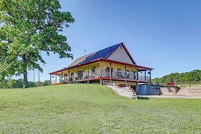 Neosho Home on 90 Acres w/ Private Pool & Fire Pit