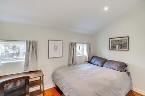 Downtown Hudson Apartment: Walk to Cafes & River!