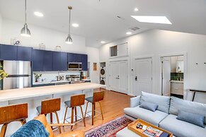 Downtown Hudson Apartment: Walk to Cafes & River!