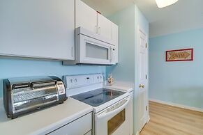 Gulf Shores Condo: Beach-view Patio, Walk to Shore