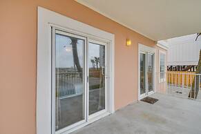 Gulf Shores Condo: Beach-view Patio, Walk to Shore