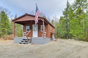 Cozy Brownville Cabin: 2 Mi to Schoodic Lake!