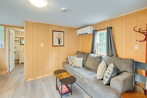 Cozy Brownville Cabin: 2 Mi to Schoodic Lake!