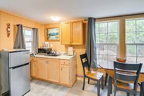 Cozy Brownville Cabin: 2 Mi to Schoodic Lake!