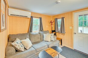 Cozy Brownville Cabin: 2 Mi to Schoodic Lake!