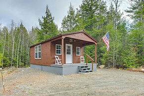 Cozy Brownville Cabin: 2 Mi to Schoodic Lake!