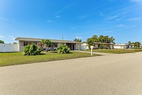 Cozy Venice Hideaway ~ 3 Mi to Beach & Downtown!