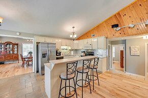 Kentucky Getaway w/ Access to Rough River Lake!