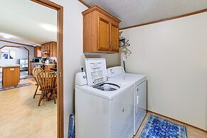 Kuttawa Vacation Rental w/ Smart TV, Near Marinas!