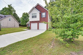 10 Mi to Stone Mtn Park: Spacious Home in Lithonia