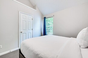 10 Mi to Stone Mtn Park: Spacious Home in Lithonia