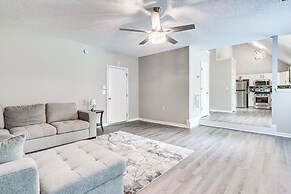 10 Mi to Stone Mtn Park: Spacious Home in Lithonia