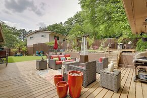 Spacious Atlanta Home w/ Yard ~ 9 Mi to Downtown