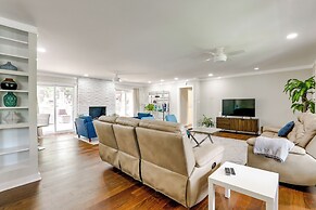 Spacious Atlanta Home w/ Yard ~ 9 Mi to Downtown