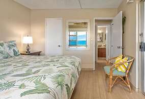 Royal Mauian, #307 2 Bedroom Condo by RedAwning