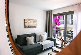 Phaedrus Living: Skiathos Luxury Residences Gri