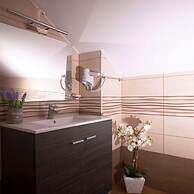 Villa Laskari Sea View