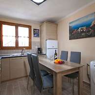 Villa Laskari Sea View