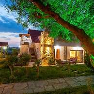 Villa Laskari Sea View