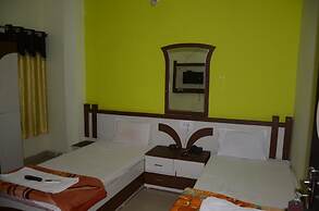 Goroomgo Hotel Rajawat Madhya Pradesh