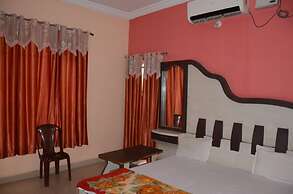 Goroomgo Hotel Rajawat Madhya Pradesh