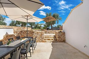 3921 Villa Cesira by Perle di Puglia