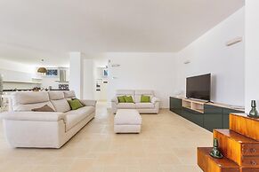 3921 Villa Cesira by Perle di Puglia