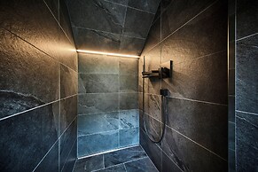 sGmiatli – Hideaway Apartments