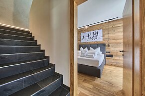 sGmiatli – Hideaway Apartments