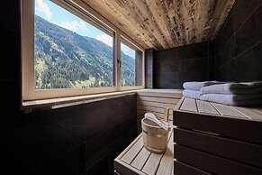 sGmiatli – Hideaway Apartments