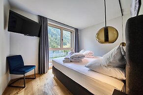 sGmiatli – Hideaway Apartments