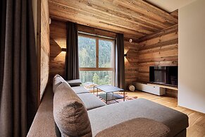 sGmiatli – Hideaway Apartments