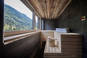 sGmiatli – Hideaway Apartments