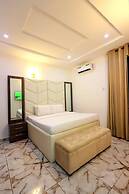 Exclusive 3-bed Apartment in Lagos