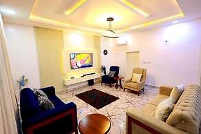 Exclusive 3-bed Apartment in Lagos