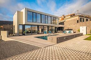 Villa Elysian Oasis by Madeira Sun Travel