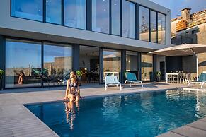 Villa Elysian Oasis by Madeira Sun Travel