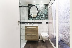 Downtown Charming II by Homing