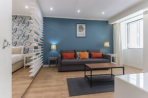 Downtown Charming II by Homing