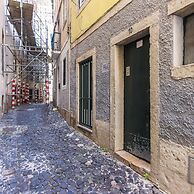 Downtown Charming III by Homing