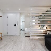 Downtown Charming III by Homing