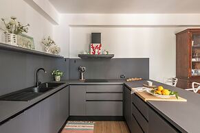 Villa Giovanna with pool