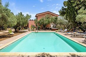 Villa Giovanna with pool