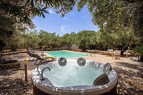 Villa Giovanna with pool