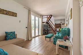 Villa Giovanna with pool