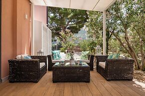 Villa Giovanna with pool