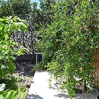 Ibiscus Cottage in Paradisi Near the Beach