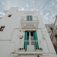 Nina Delle Palme in Monopoli